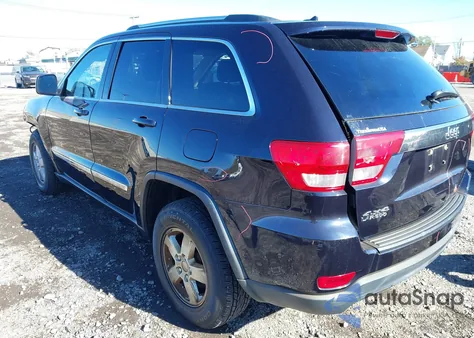 2011 Jeep Grand Cherokee Laredo z USA, uszkodzony, nr VIN 1J4RR4GG1BC547460